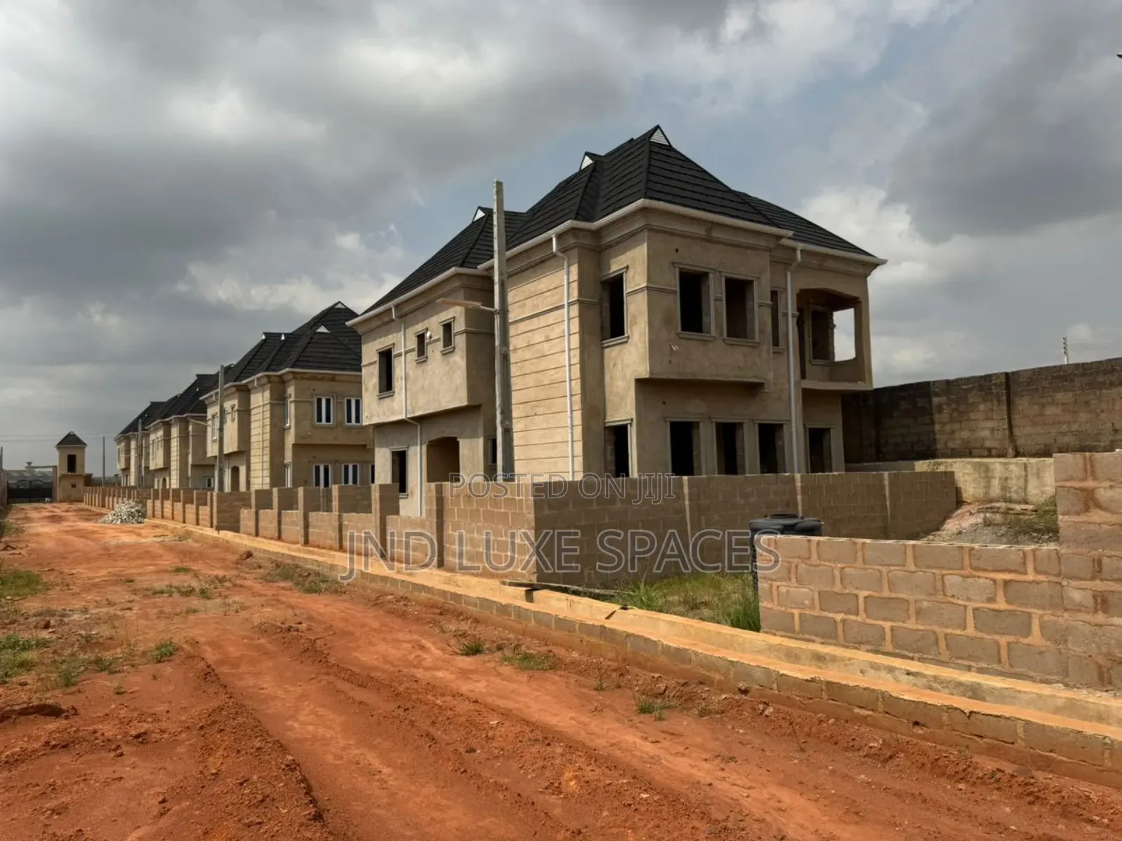 4bedrooms Stand Alone Fully Detached Duplex.