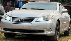Lexus ES 350 2011 Silver