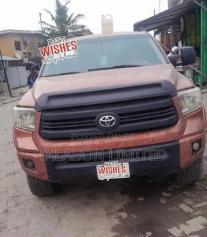 Toyota Tundra 2016 Orange