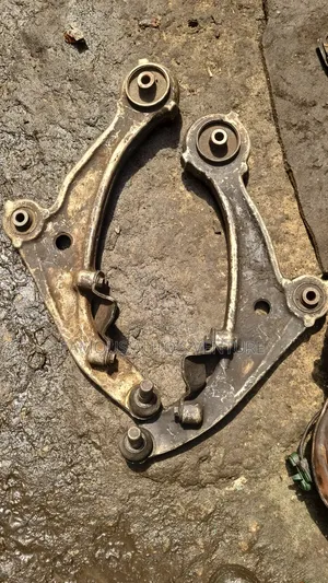 Low Arm Nissan Altima 2008