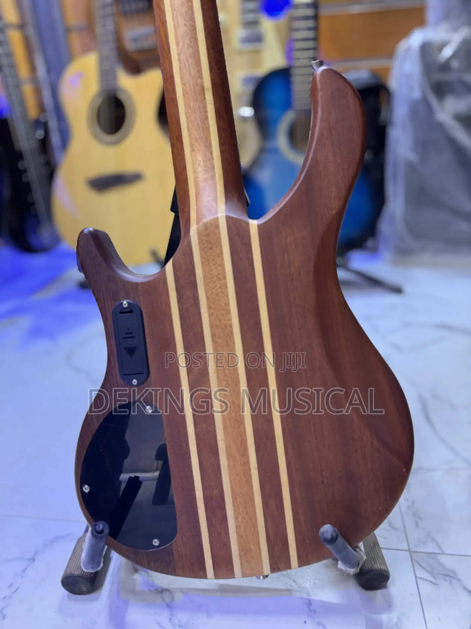 Smiger G-B50-T5 Electric Bass Guitar 5-String