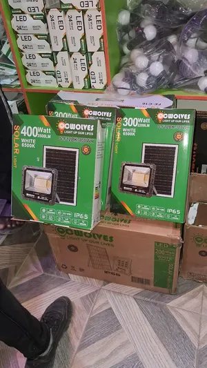 400w Solar Flood Light With for Homes/ Estate's/ Companies/Factories