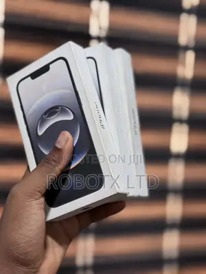 Apple iPhone 16e 128 GB Black