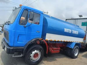 Mercedes Water Tanks