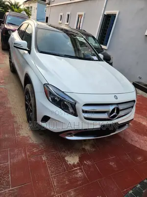 Mercedes-Benz GLA 250 2016 White