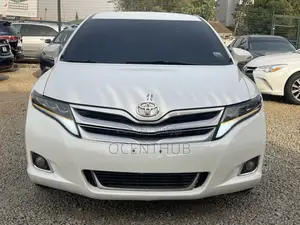 Toyota Venza XLE AWD V6 2013 White