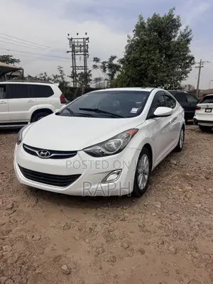 Hyundai Elantra GLS Sedan FWD (1.8L 4cyl 6M) 2013 White