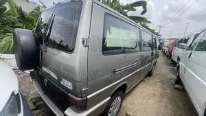 Volkswagen Transporter 2004 Grey