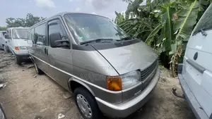 Volkswagen Transporter 2004 Grey