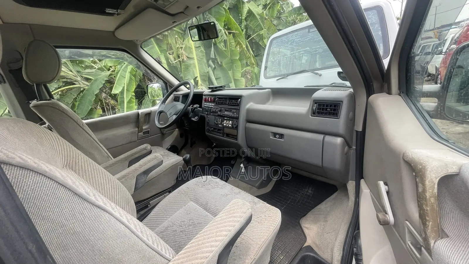 Volkswagen Transporter 2004 Grey
