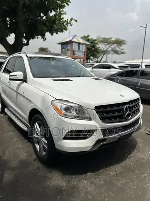 Mercedes-Benz M Class ML350 4MATIC 4dr SUV AWD (3.5L 6cyl 7A) 2015