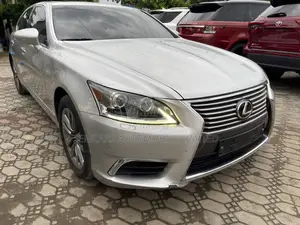 Lexus LS 460 AWD 2013 Silver