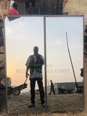 Frameless Window