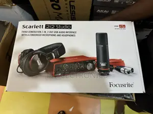 Scarlett 2i2 Studio 2-In, 2-Out Usb Audio Interface With a Conden Mic