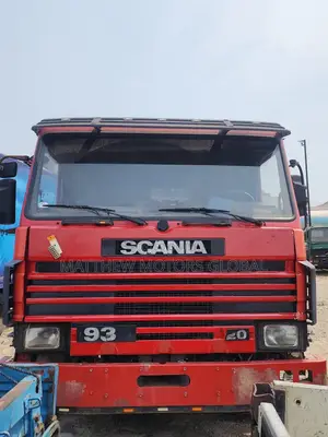 Foreign Used Scania 93 Truck, 6 Tyres, Cap and Chassis