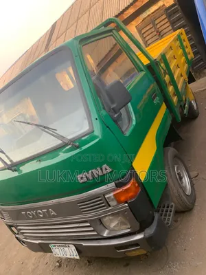Toyota Dyna Truck