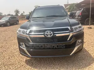 Toyota Land Cruiser 2020 Black