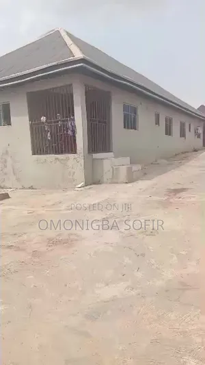 4bdrm House in Royal Estate, Akala Express for sale