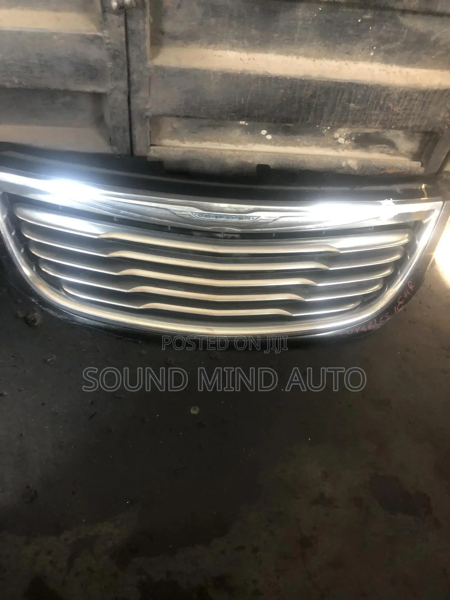 Chrysler 200 2012-2014 Model Front Grille