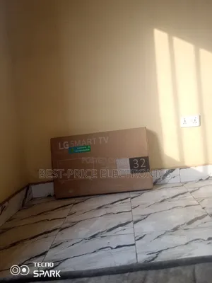 32 Inches Tv With Good Voice Activated and Voice Control