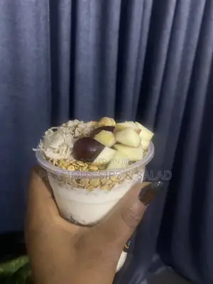 Parfait, Fruit Salad, Smoothie, Milkshake