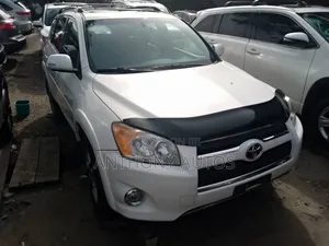 Toyota RAV4 3.5 Limited 2011 Silver