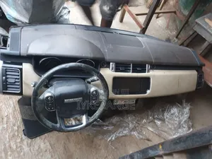 Range Rover Dashboard