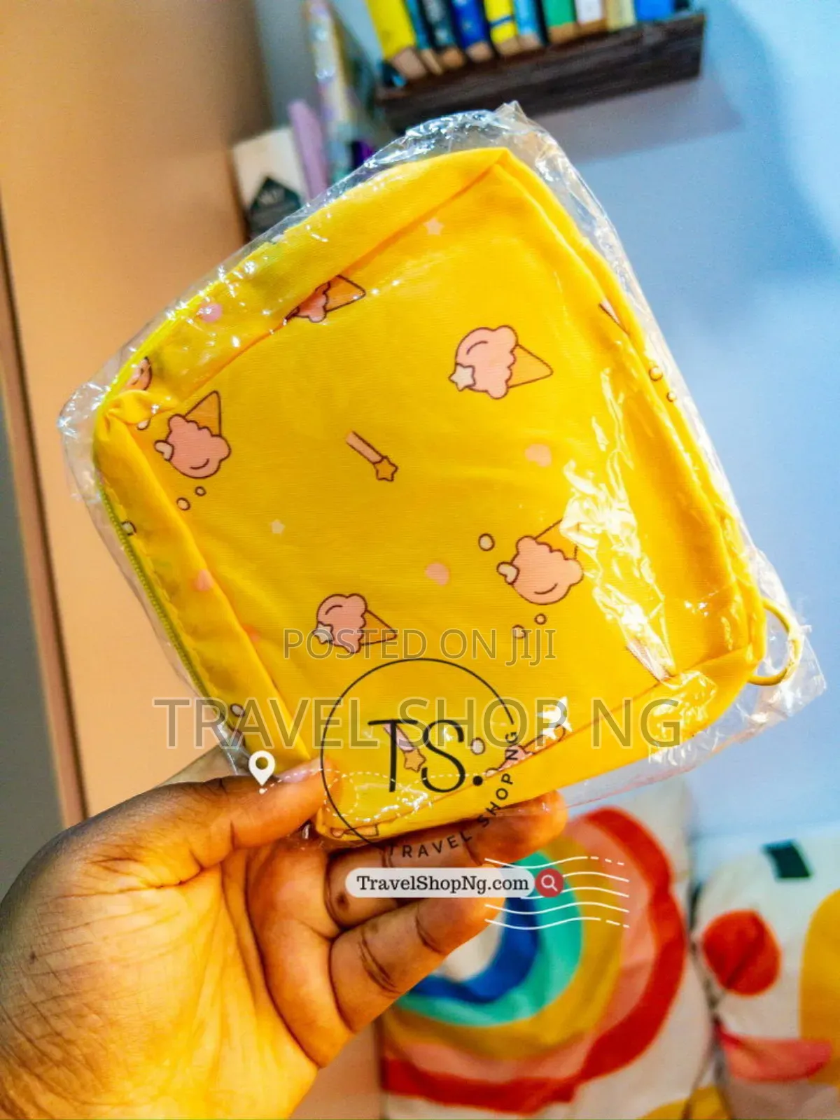 Sanitary Napkins Essential Purse