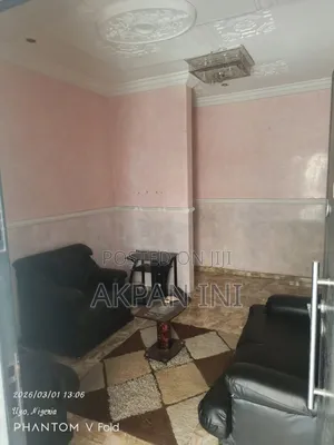 5bdrm Duplex in Uyo for sale
