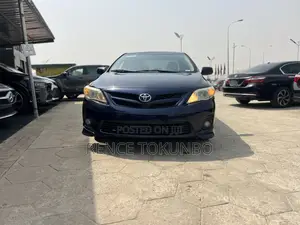 Toyota Corolla 2013 Blue