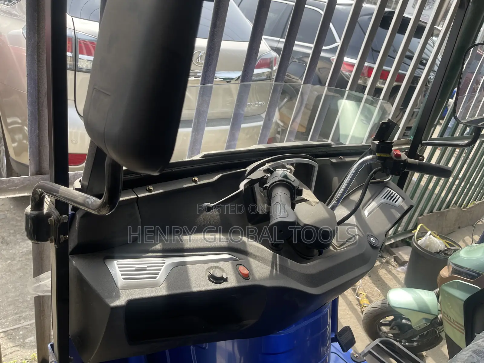 175hp New Royal Self Loader Truck Tricycle
