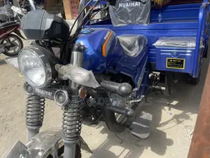 3300hp New Royal Self Loader Tricycle Truck