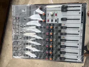 Behringer Xenyx 1204usb