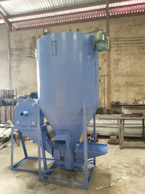 Feed Crusher With Mixer Machine