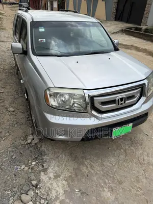 Honda Pilot 2010 Silver