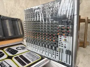 Behringer Xenyx X2222usb