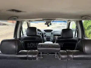 Honda Pilot 2010 Silver