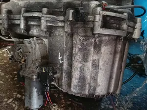 Range Rover Velar Auxiliary