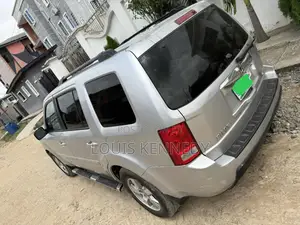 Honda Pilot 2010 Silver
