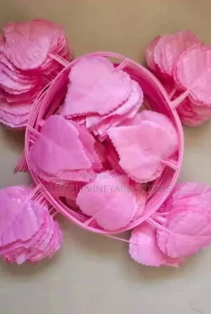 Dropping Flowers 