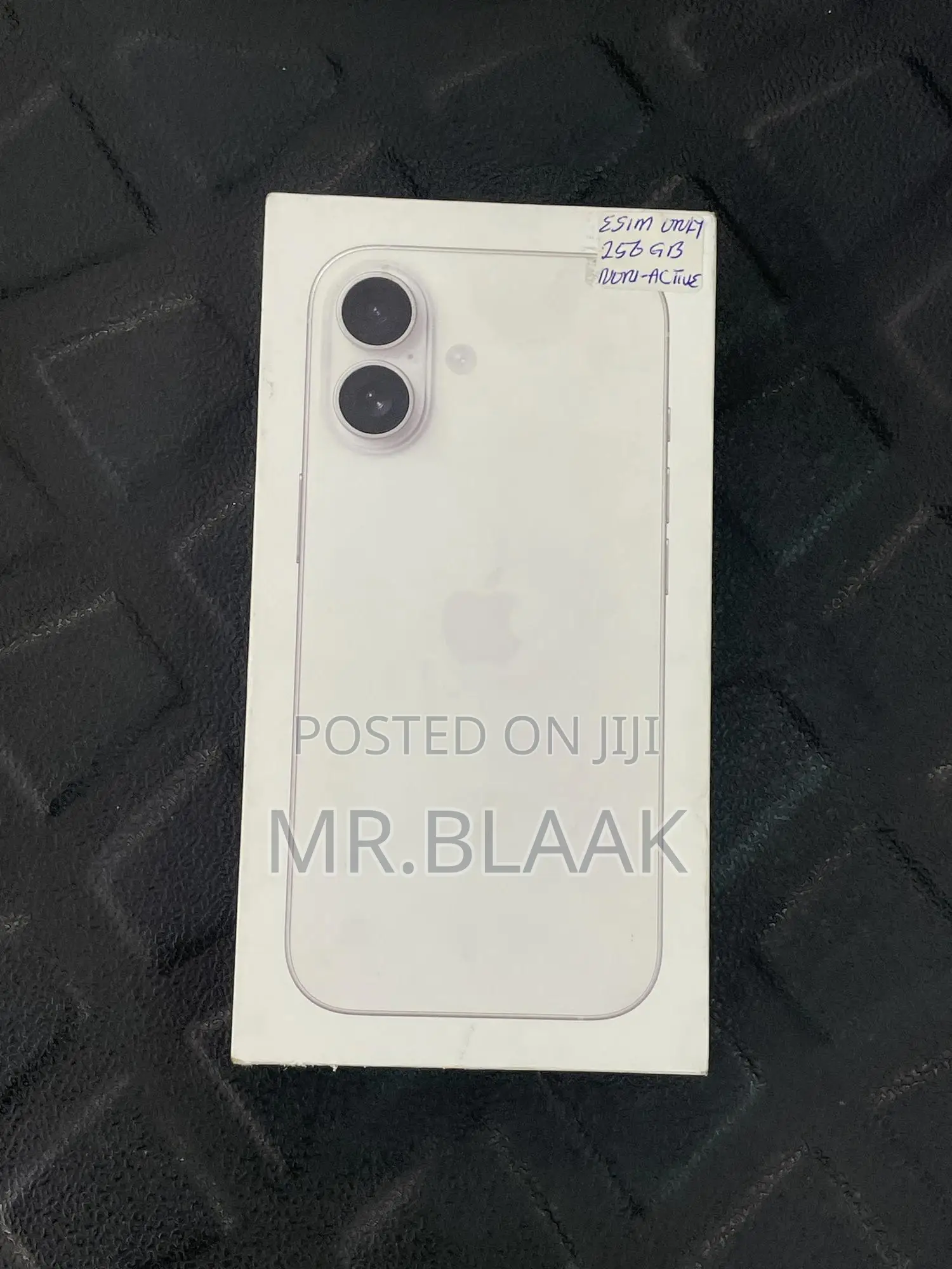 New Apple iPhone 17 256 GB White