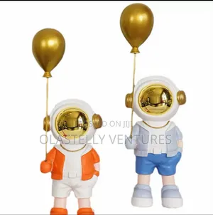 Modern Astronaut Living Room Ornament Large Floor Balloon Astronaut Ti