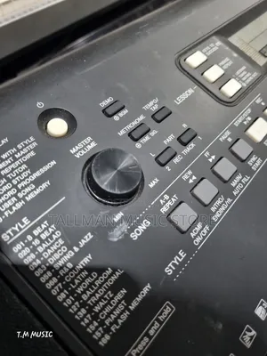 Yamaha PSR E363