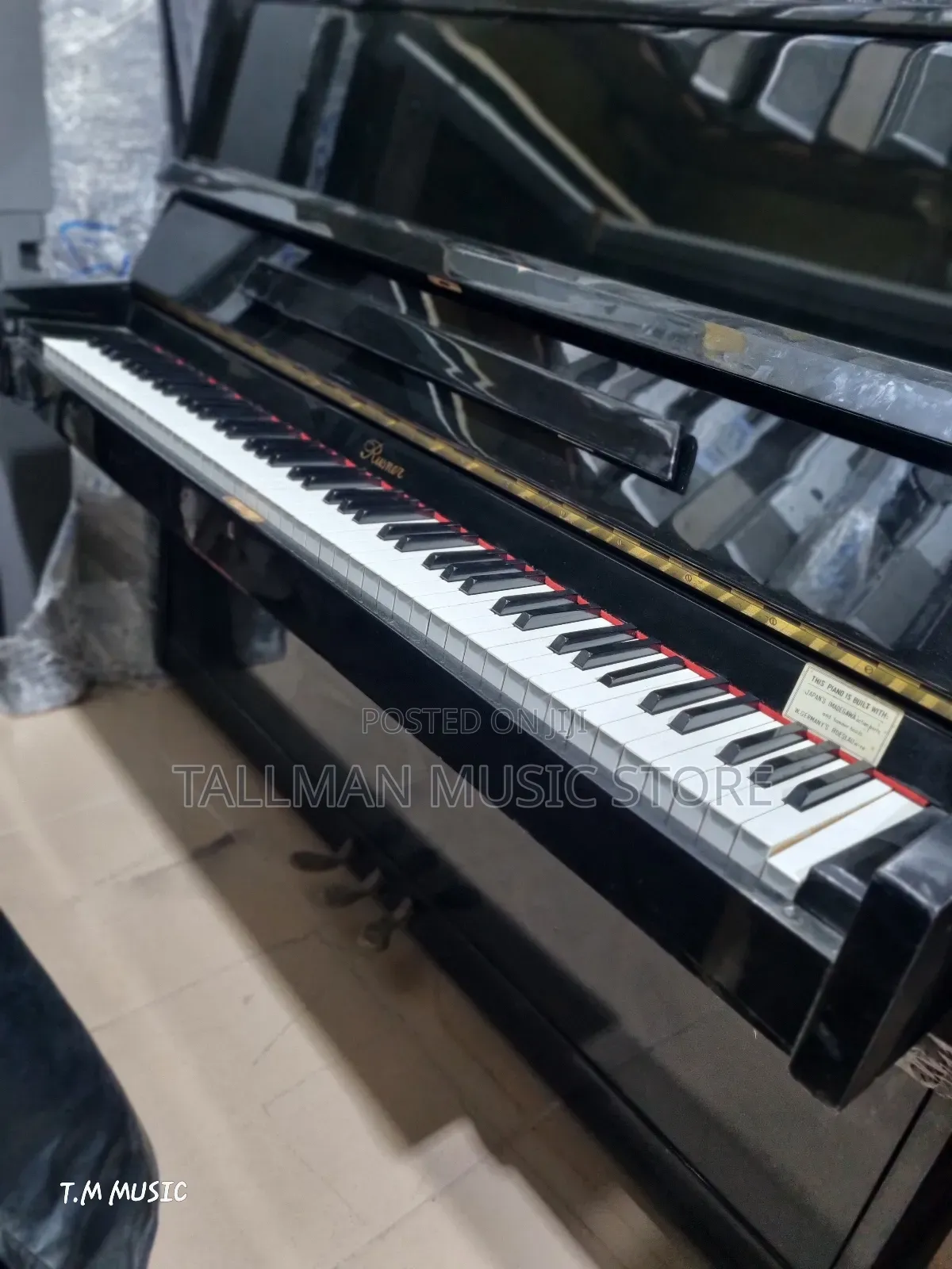 Rusler Upright Piano