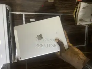 Apple iPad Air 2 128 GB Gray