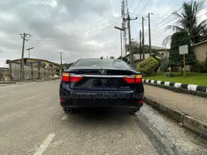 Lexus ES 350 FWD 2013 Blue