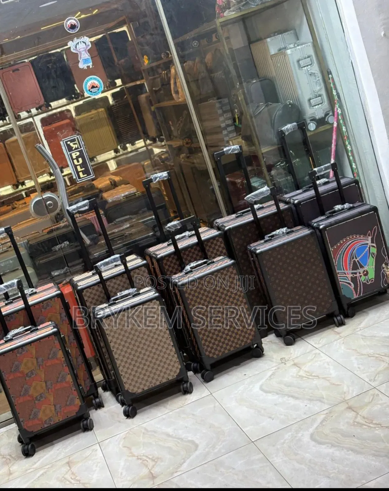 Boxes/Luggage