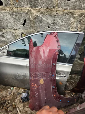 Fender 4runner 2012 Available as Seen
