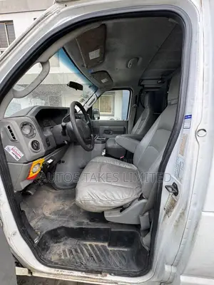Ford Excursion 2010 White