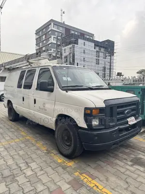 Ford Excursion 2010 White